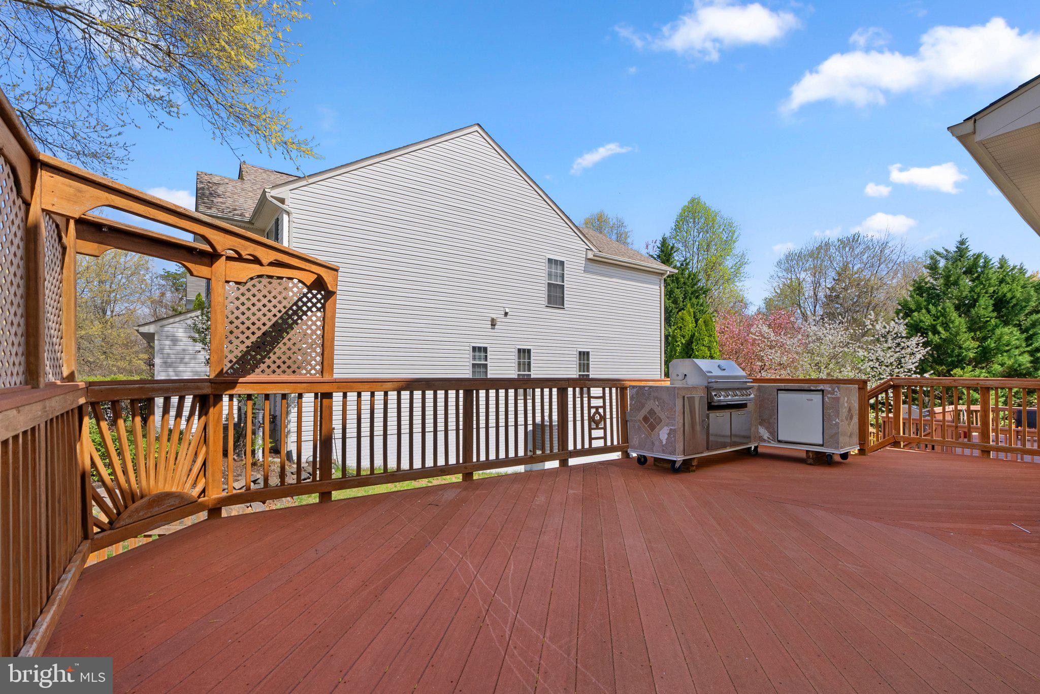 SOMERSET - Residential