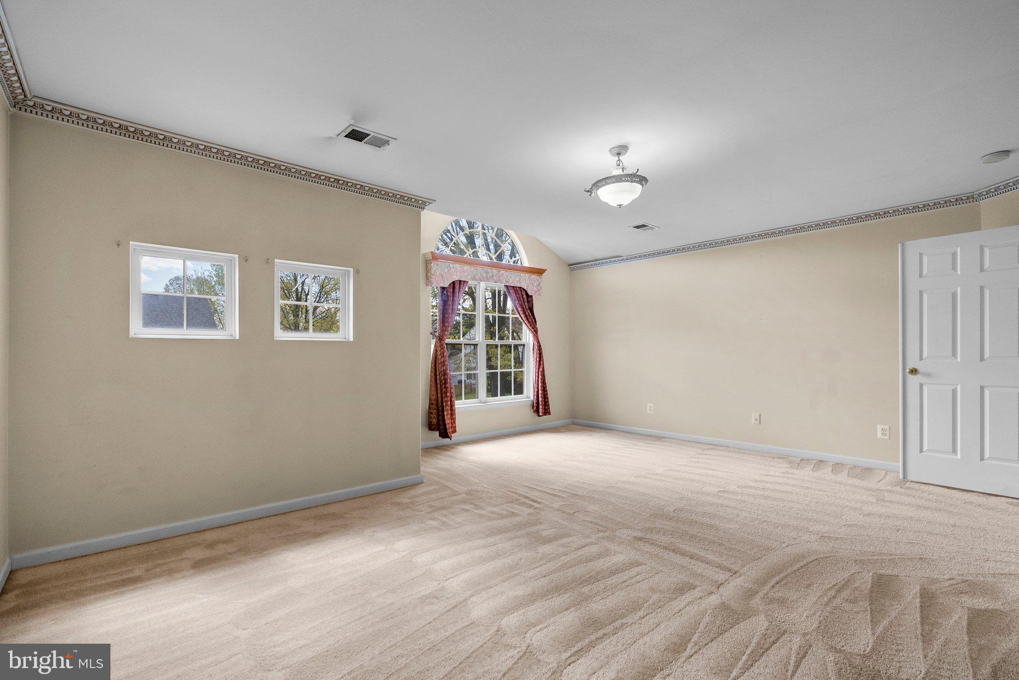 SOMERSET - Residential