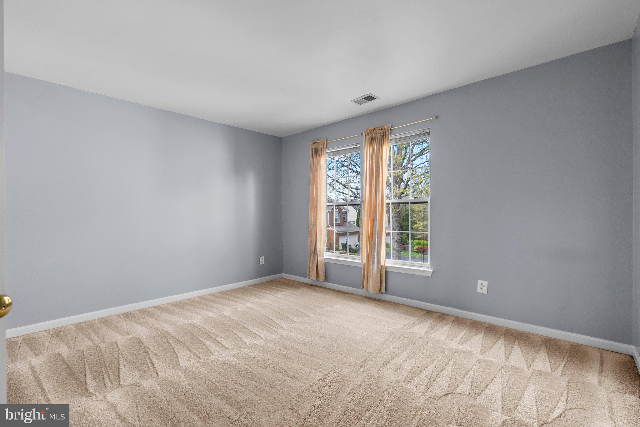 SOMERSET - Residential