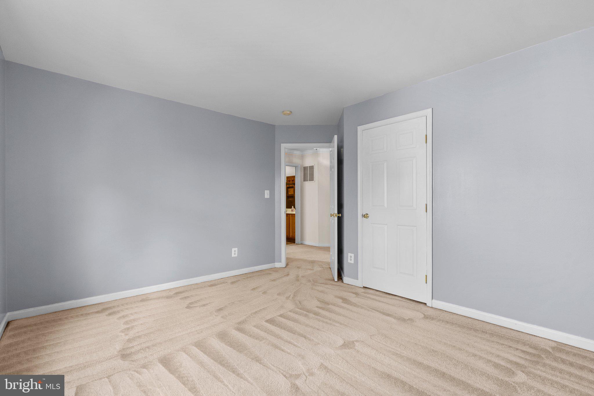 SOMERSET - Residential