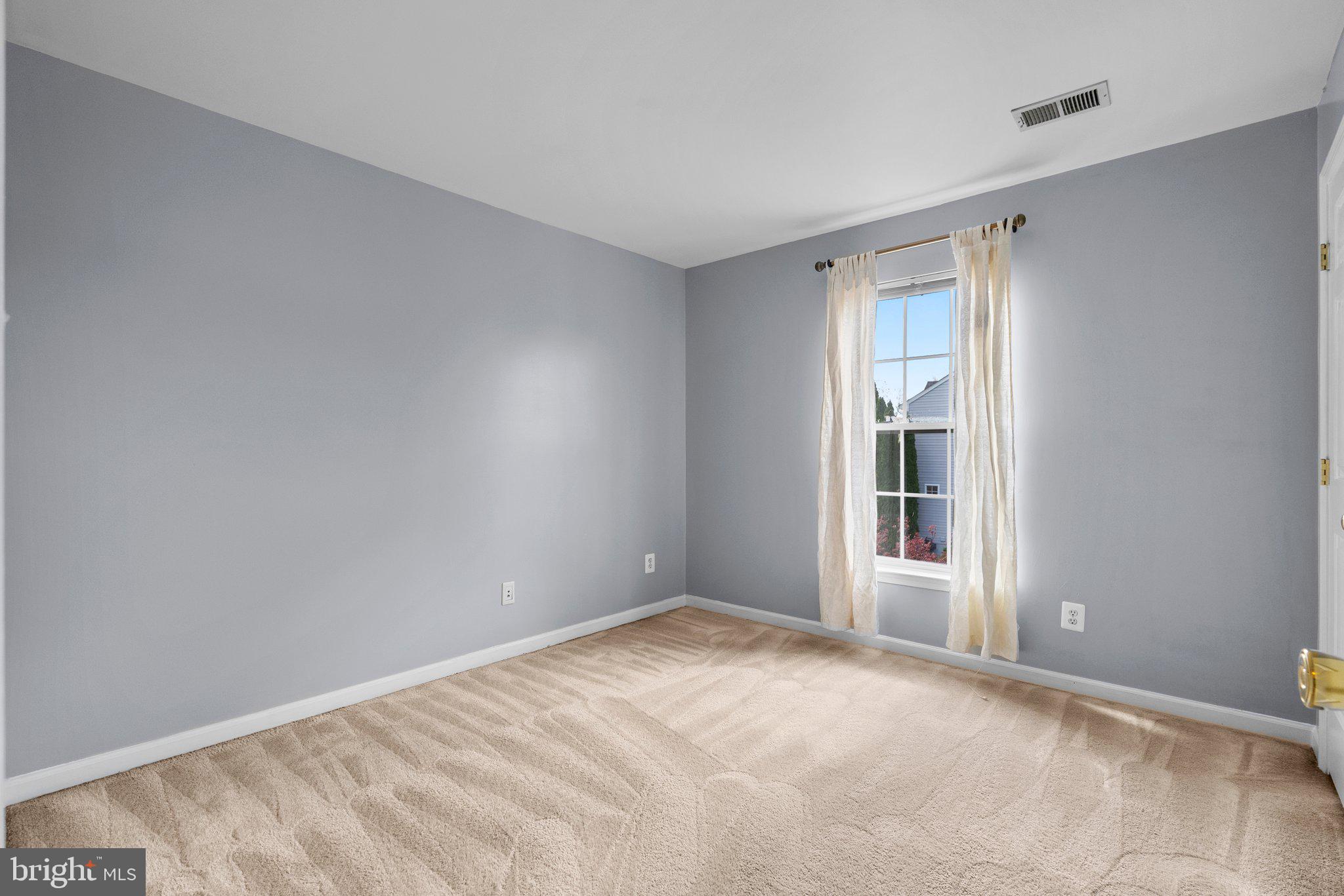 SOMERSET - Residential