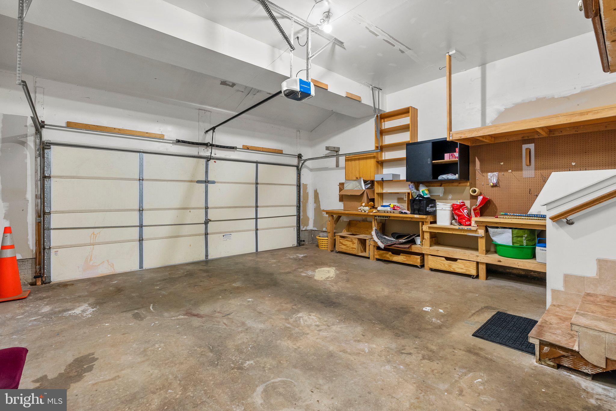 SOMERSET - Residential