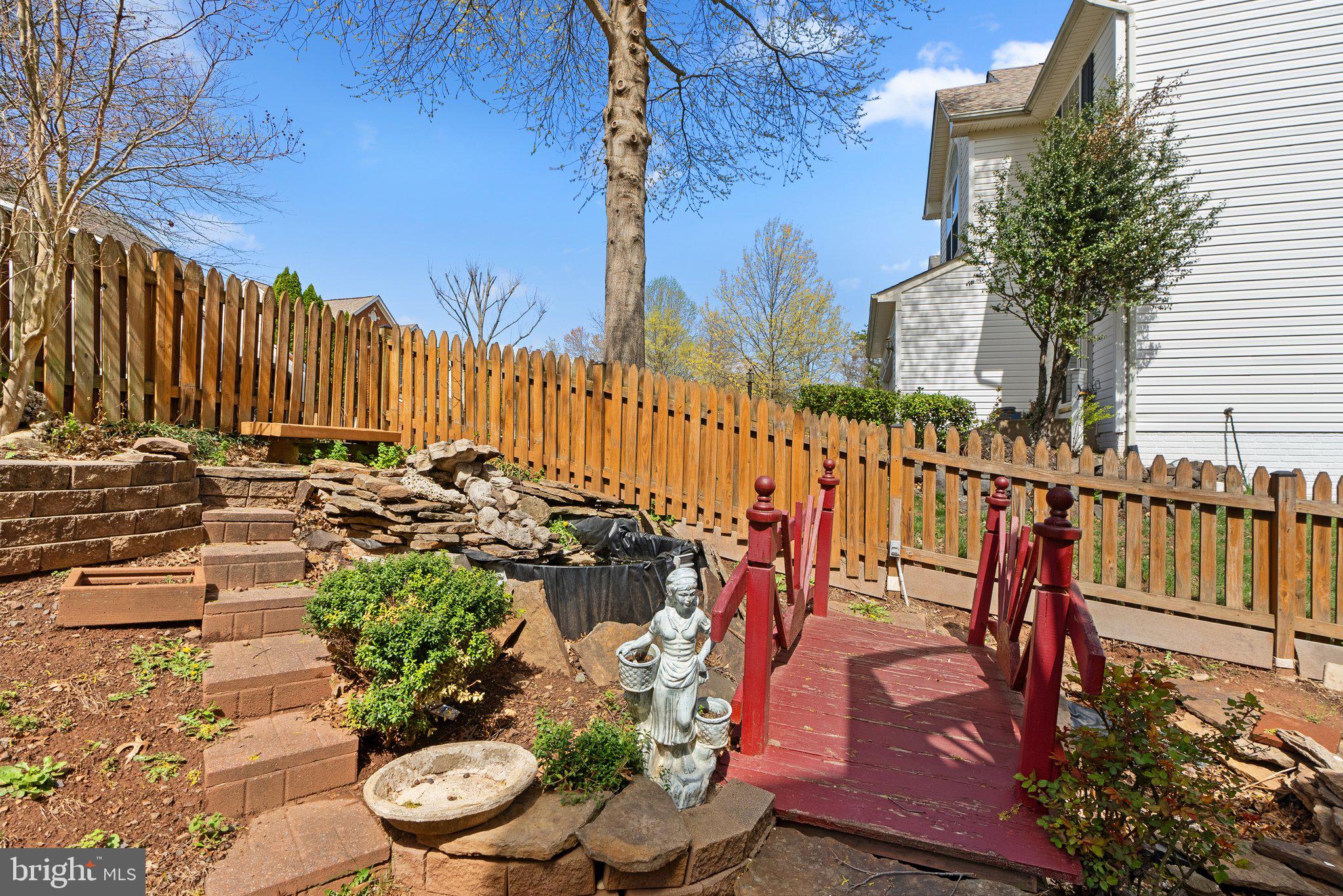 SOMERSET - Residential