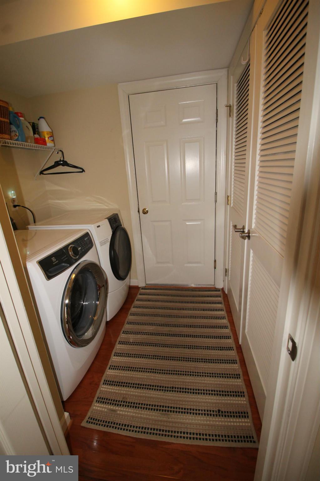 CARR AT CEDAR LAKES - Residential