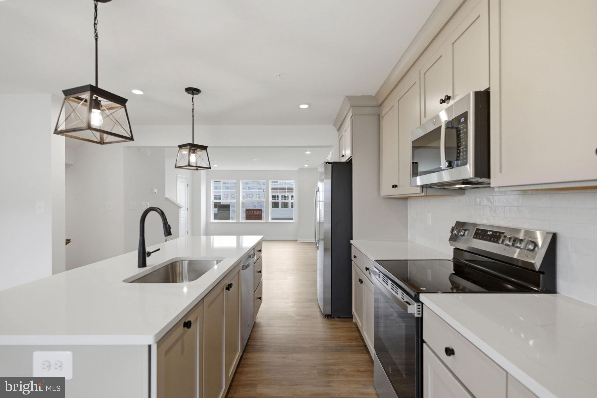 7 JUNIPER COURT