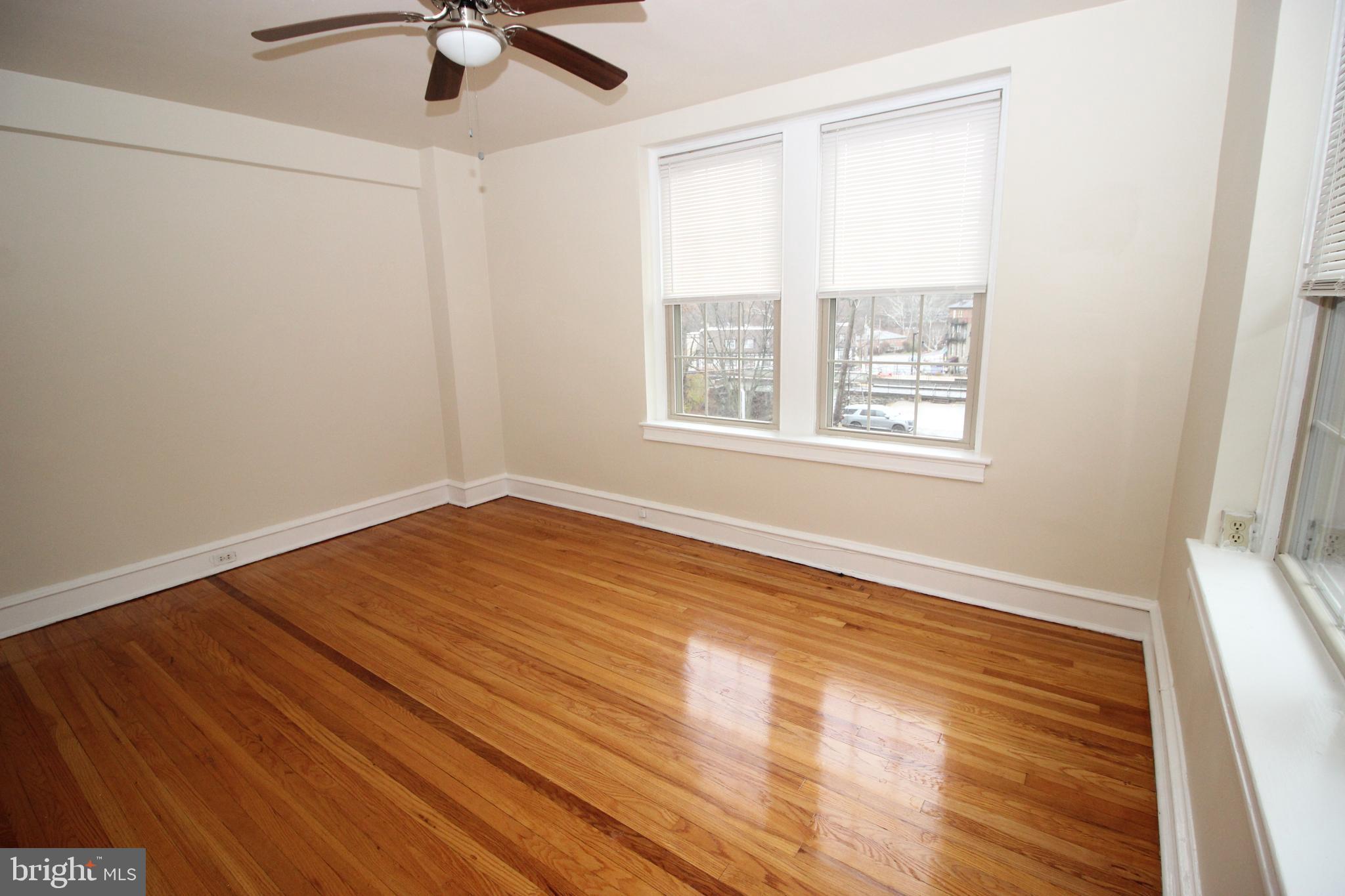 ELKINS PARK - Residential Lease