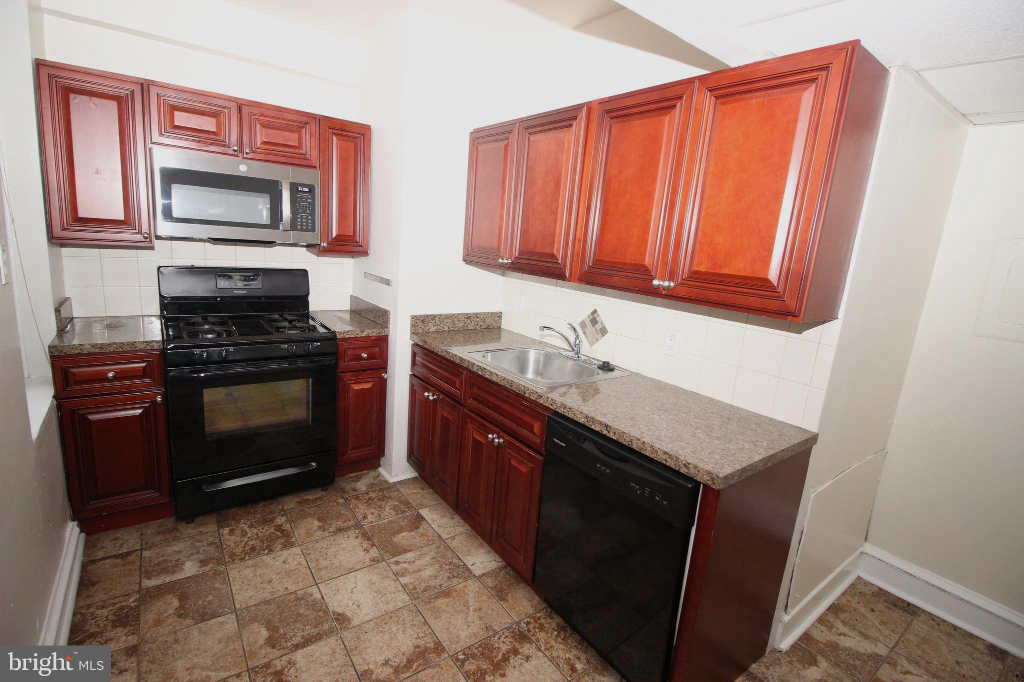 ELKINS PARK - Residential Lease