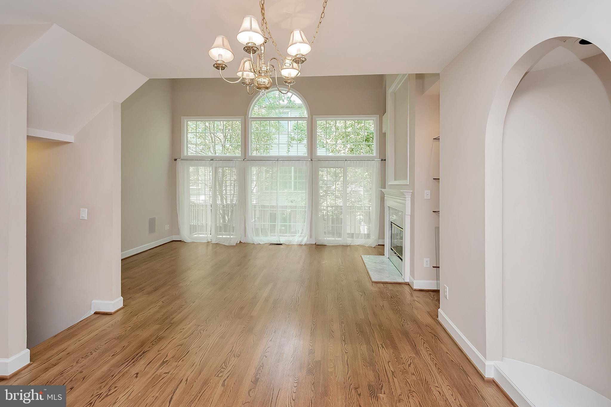 LENOX PLACE AT SUNNYSIDE - Residential