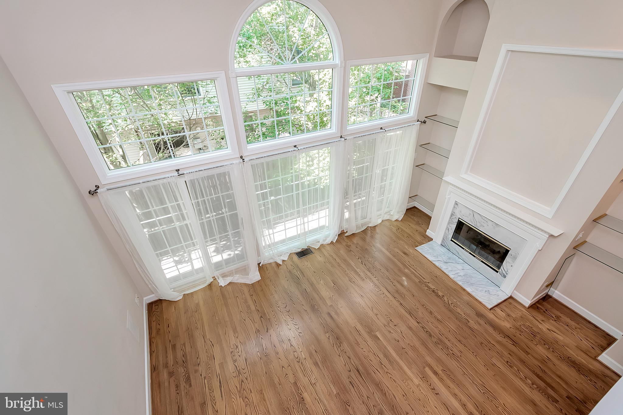 LENOX PLACE AT SUNNYSIDE - Residential