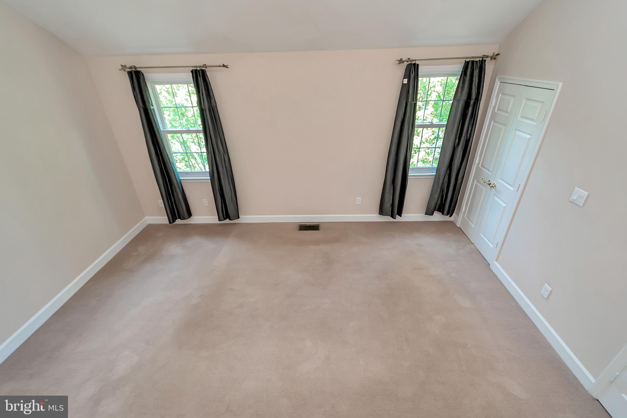 LENOX PLACE AT SUNNYSIDE - Residential