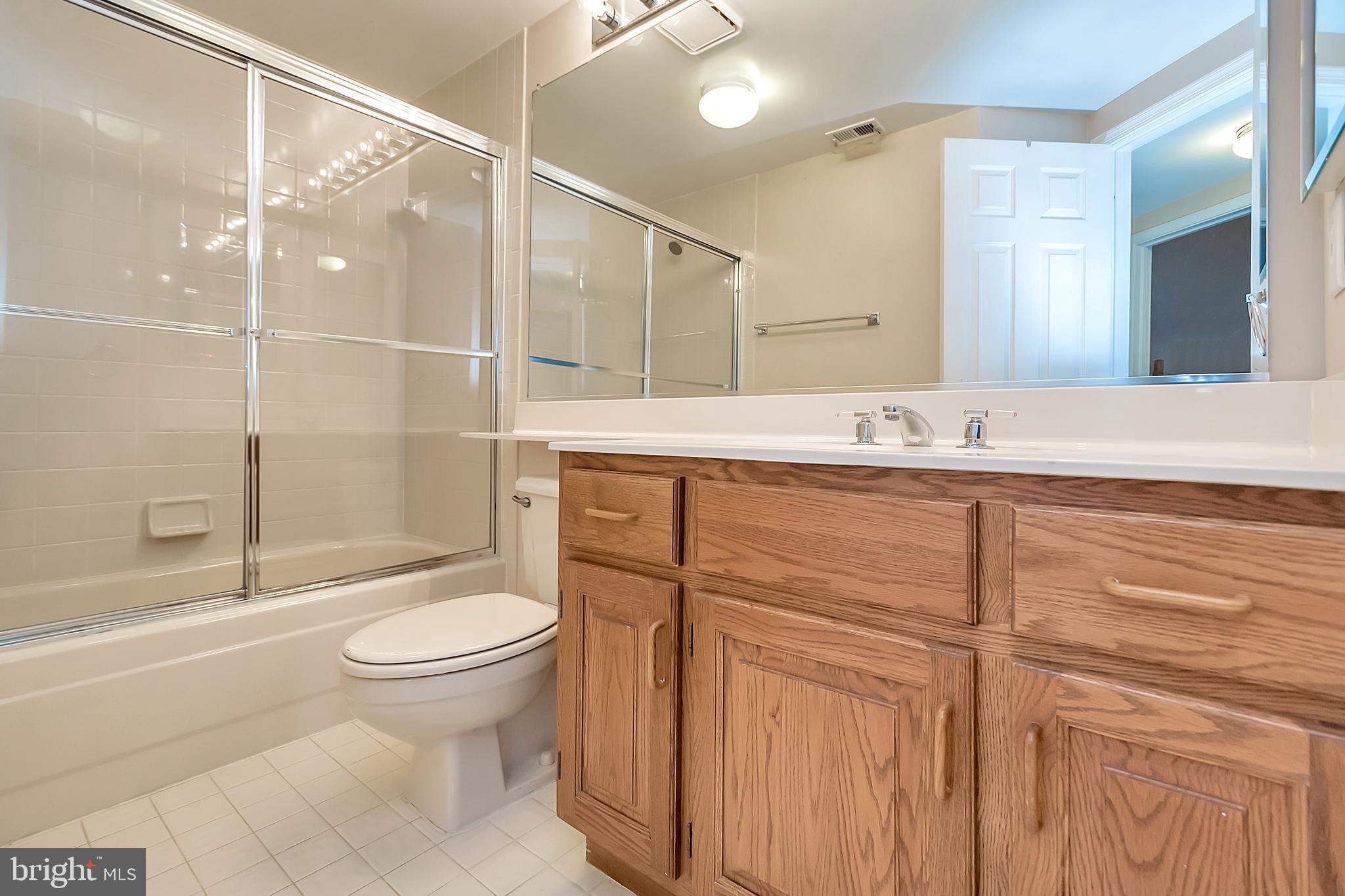 LENOX PLACE AT SUNNYSIDE - Residential