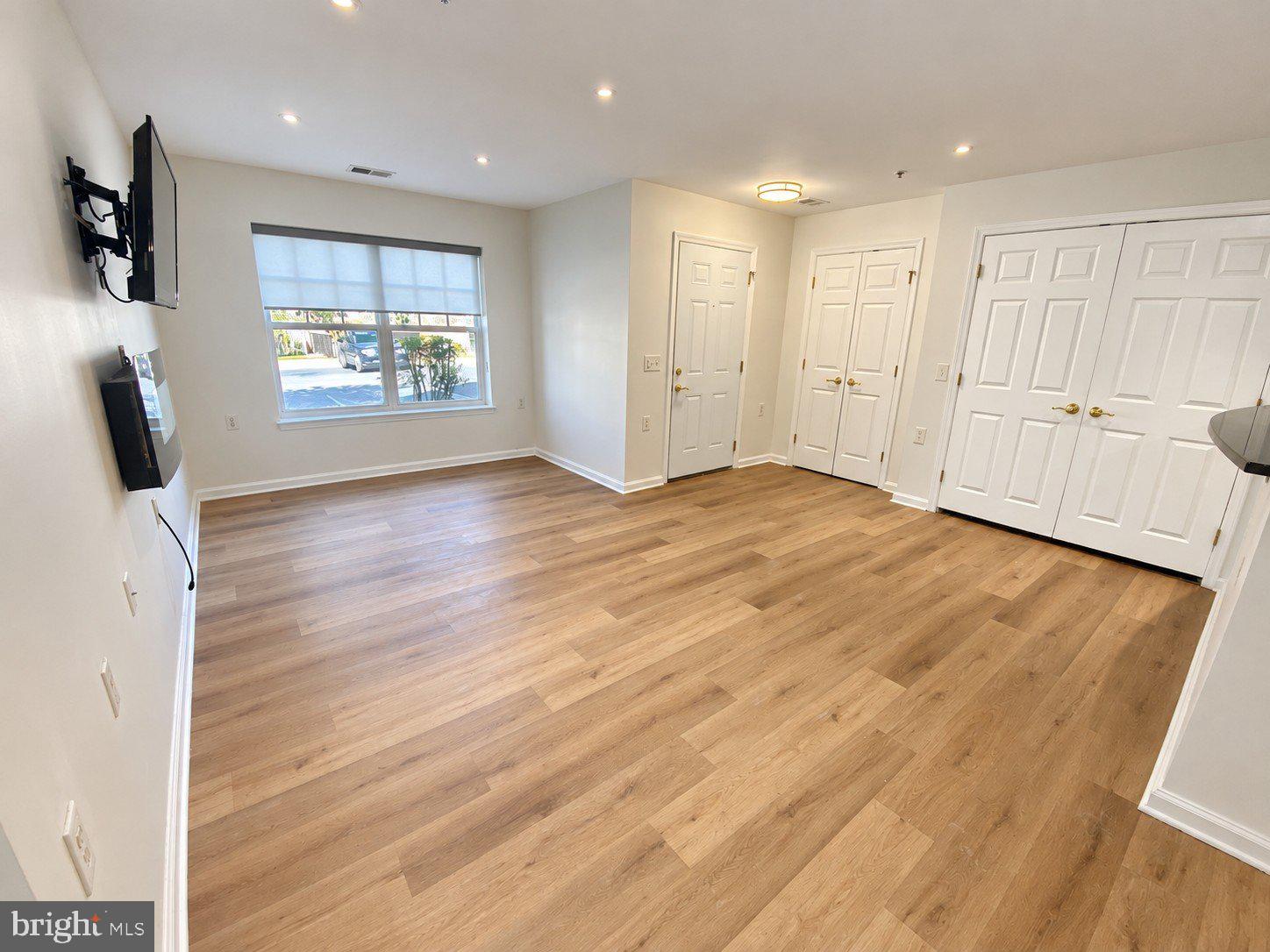 4950 CALL PLACE SE E1