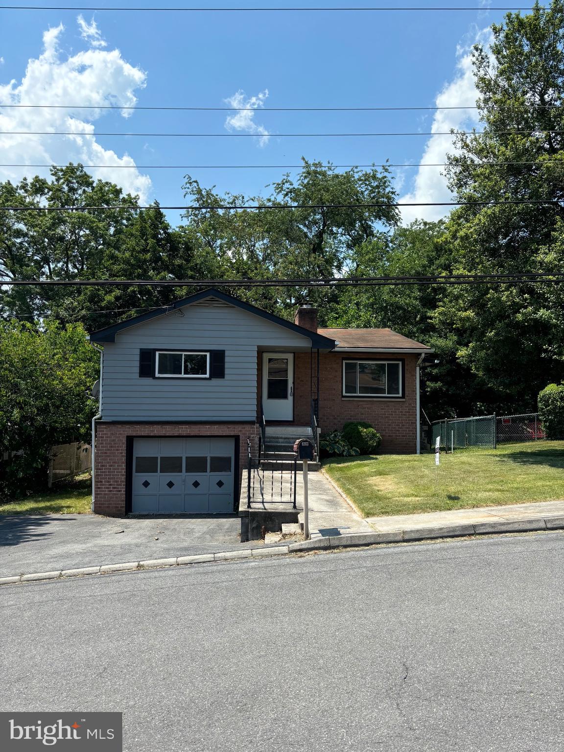 MAPLESIDE - Residential