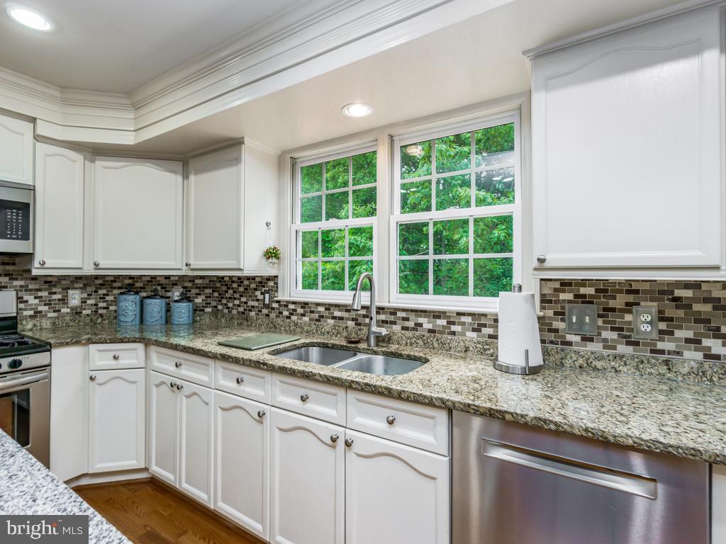 AUSTIN RIDGE - Residential