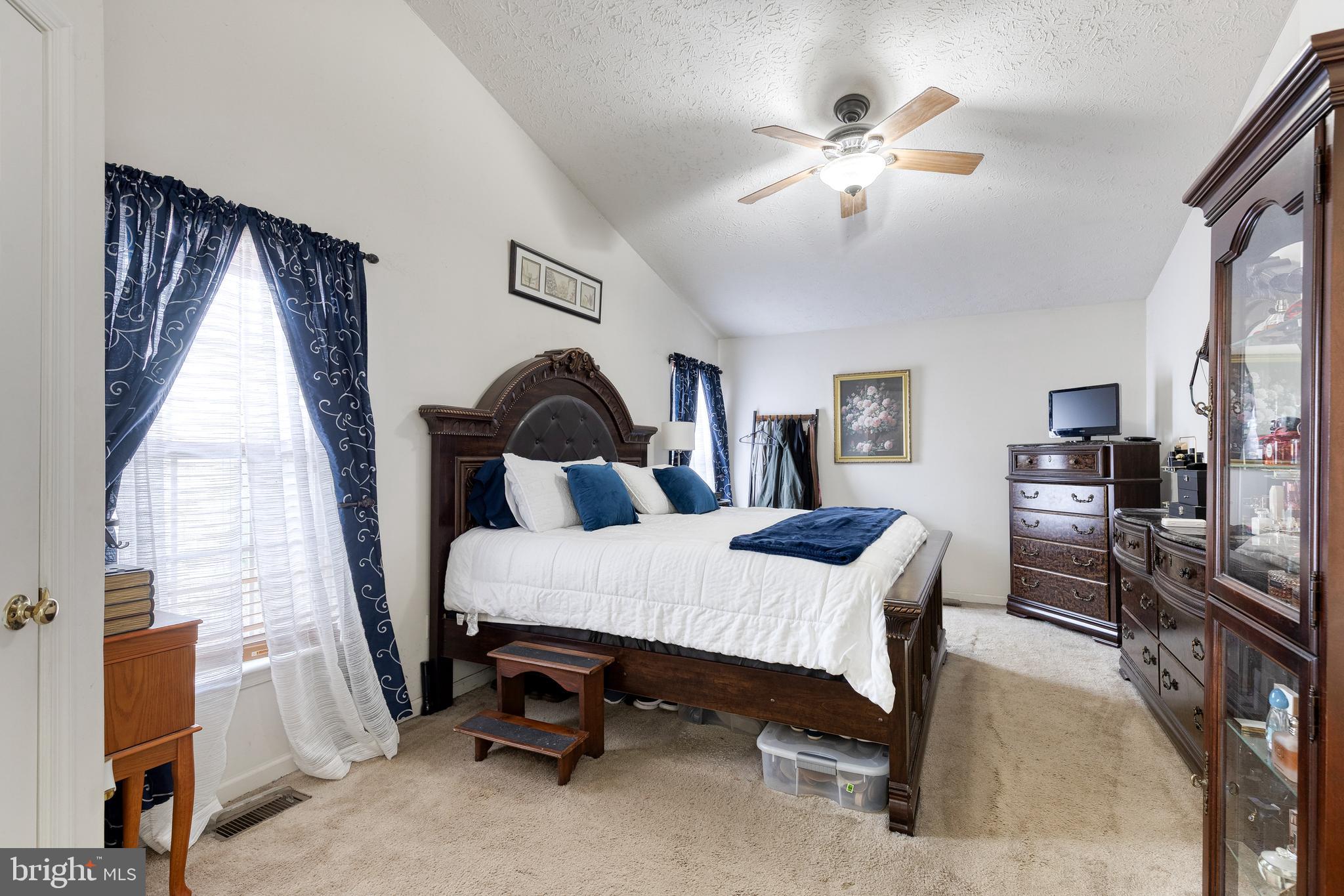 FOREST OAKS PT - Residential