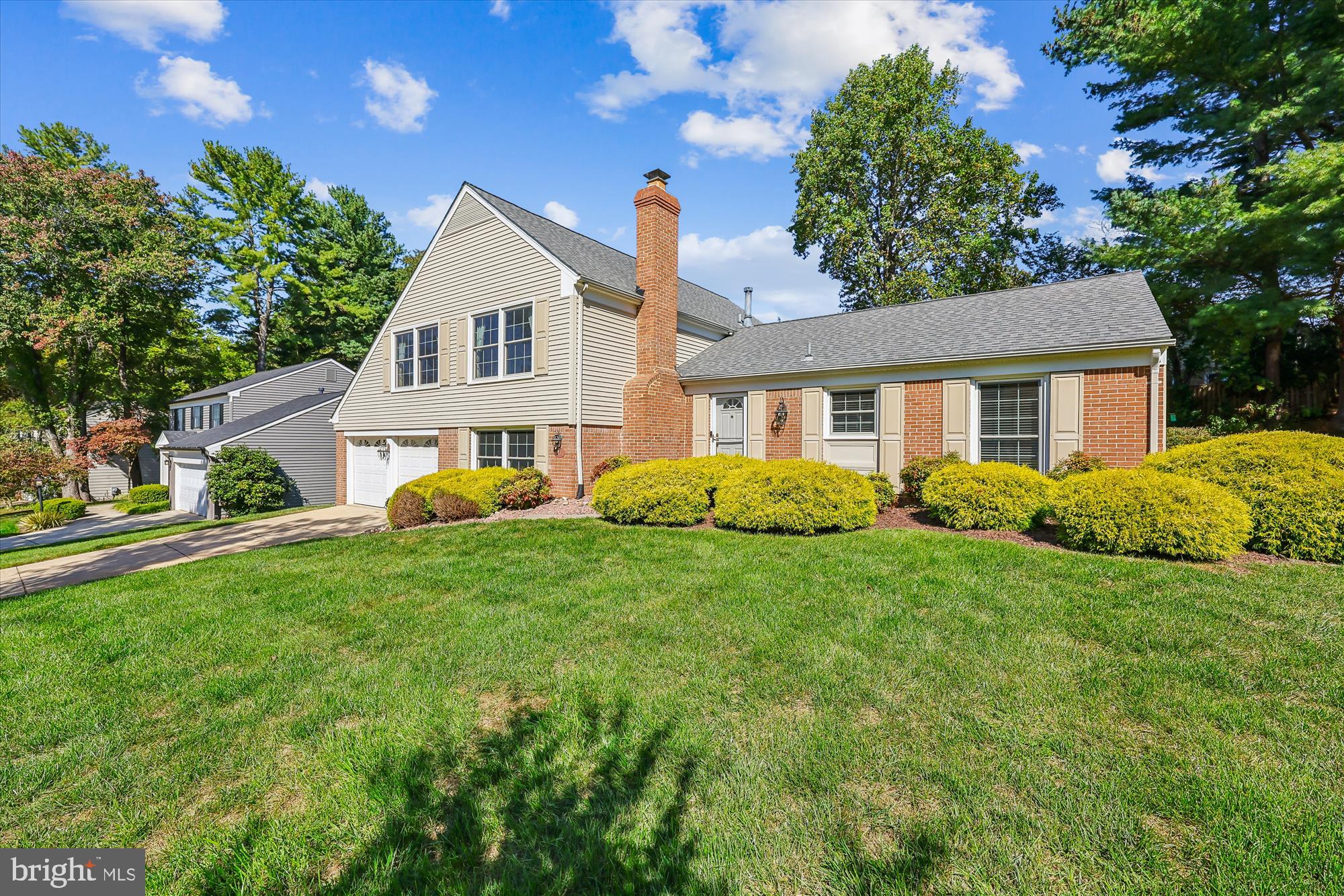 POTOMAC COMMONS - Residential