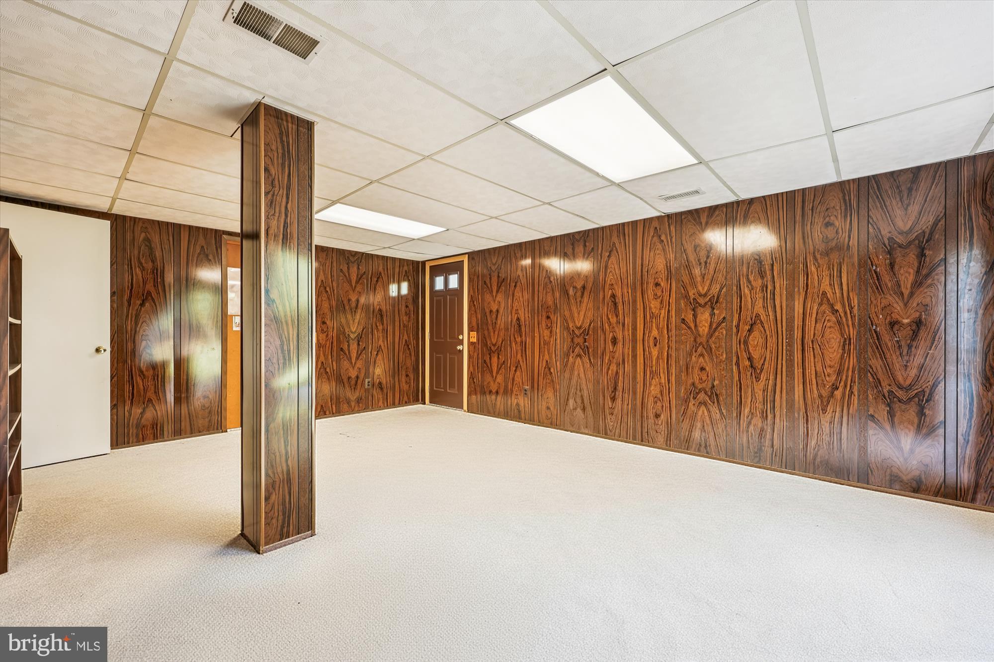 POTOMAC COMMONS - Residential