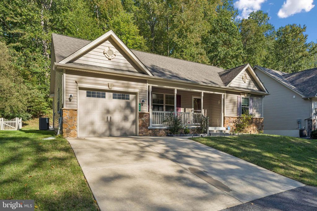 Photo of 512 Falcon Place, PRINCE FREDERICK, MD 20678 (MLS # MDCA2023594)
