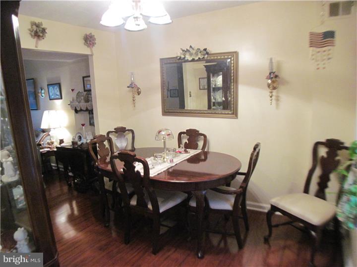 NESHAMINY VALLEY - Residential