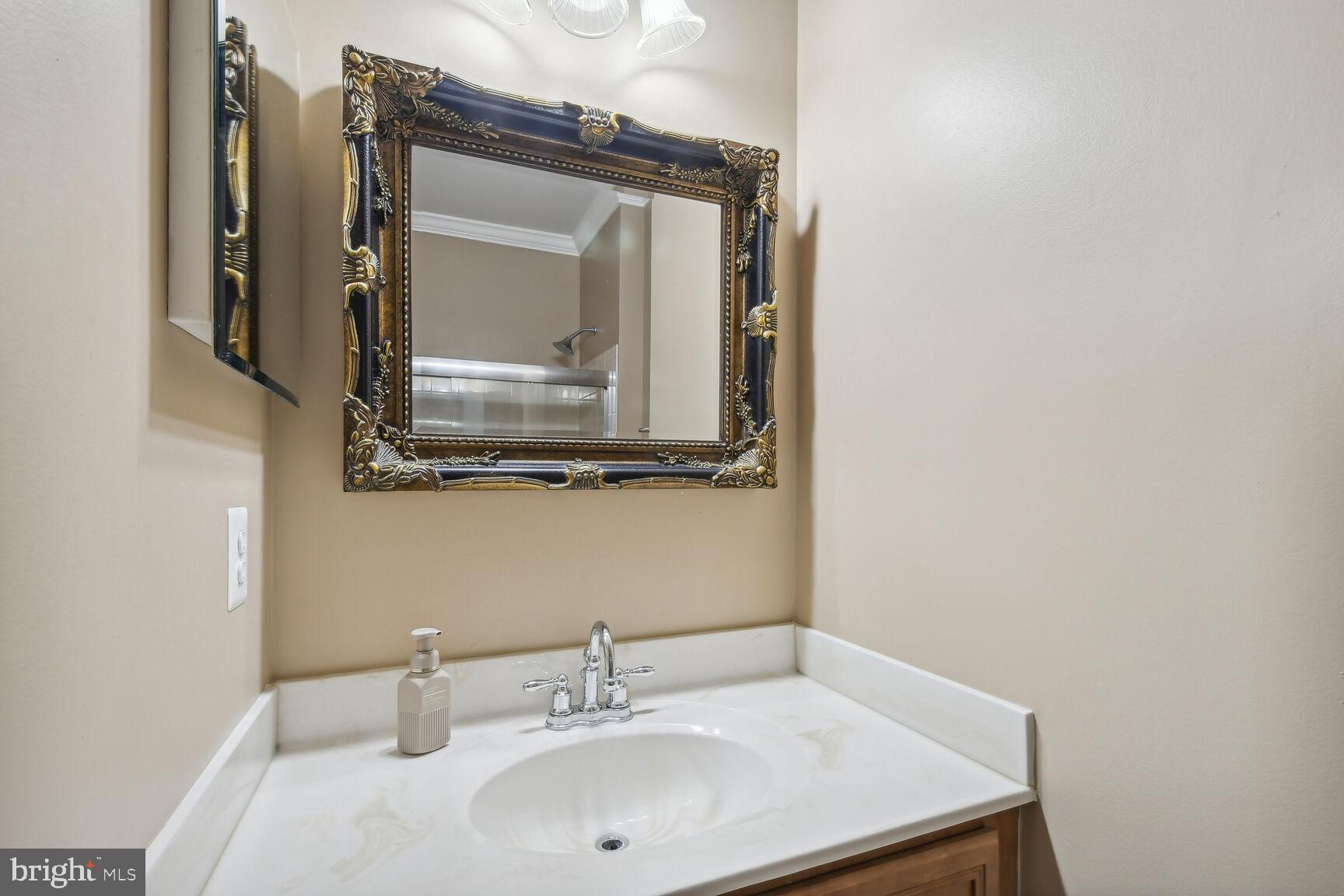 SHENSTONE - Residential