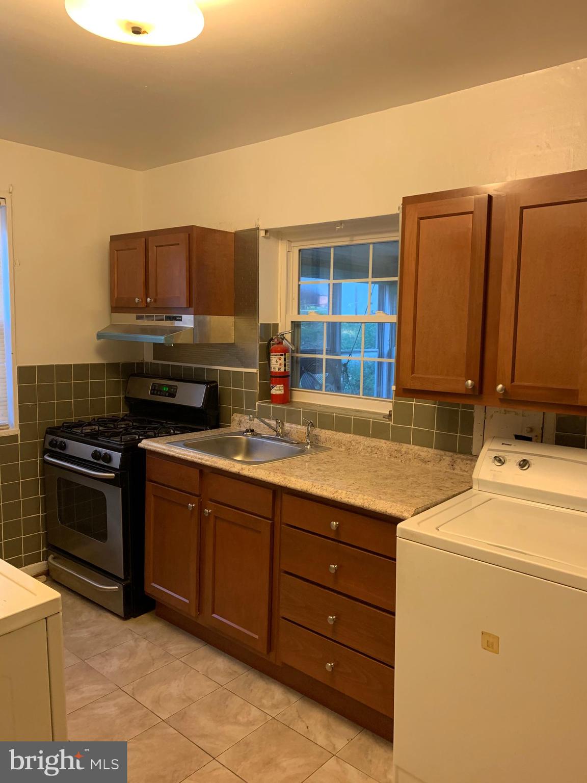 RIVERDALE - Residential Lease