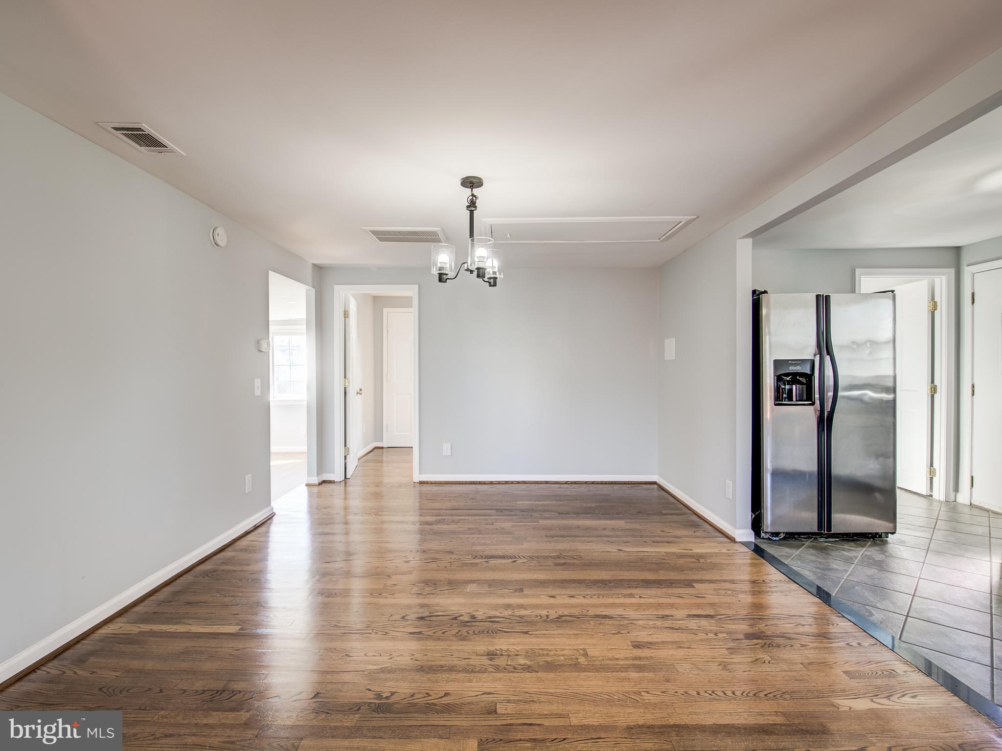 COLONIAL BEACH - Residential