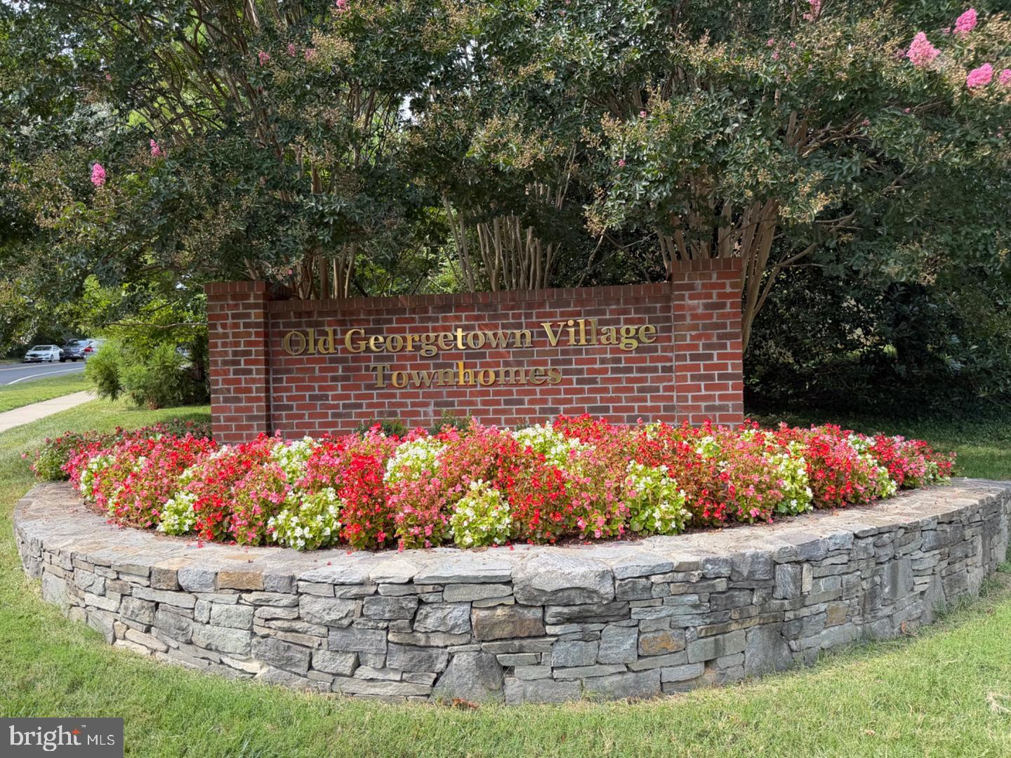 11419 COMMONWEALTH DR. 302