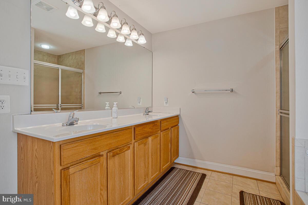 BELMONT CREST - Residential