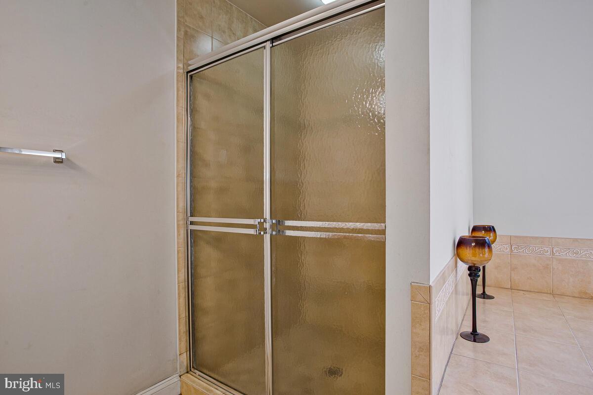 BELMONT CREST - Residential