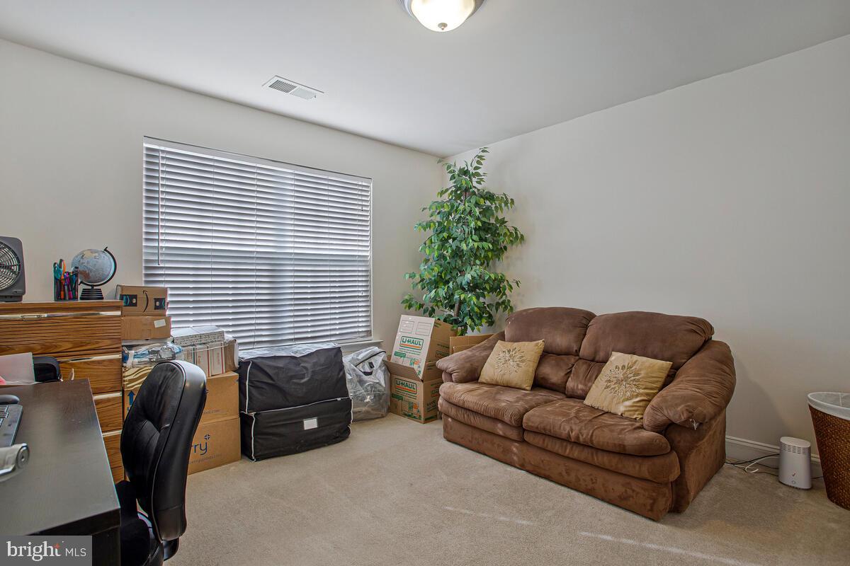 BELMONT CREST - Residential