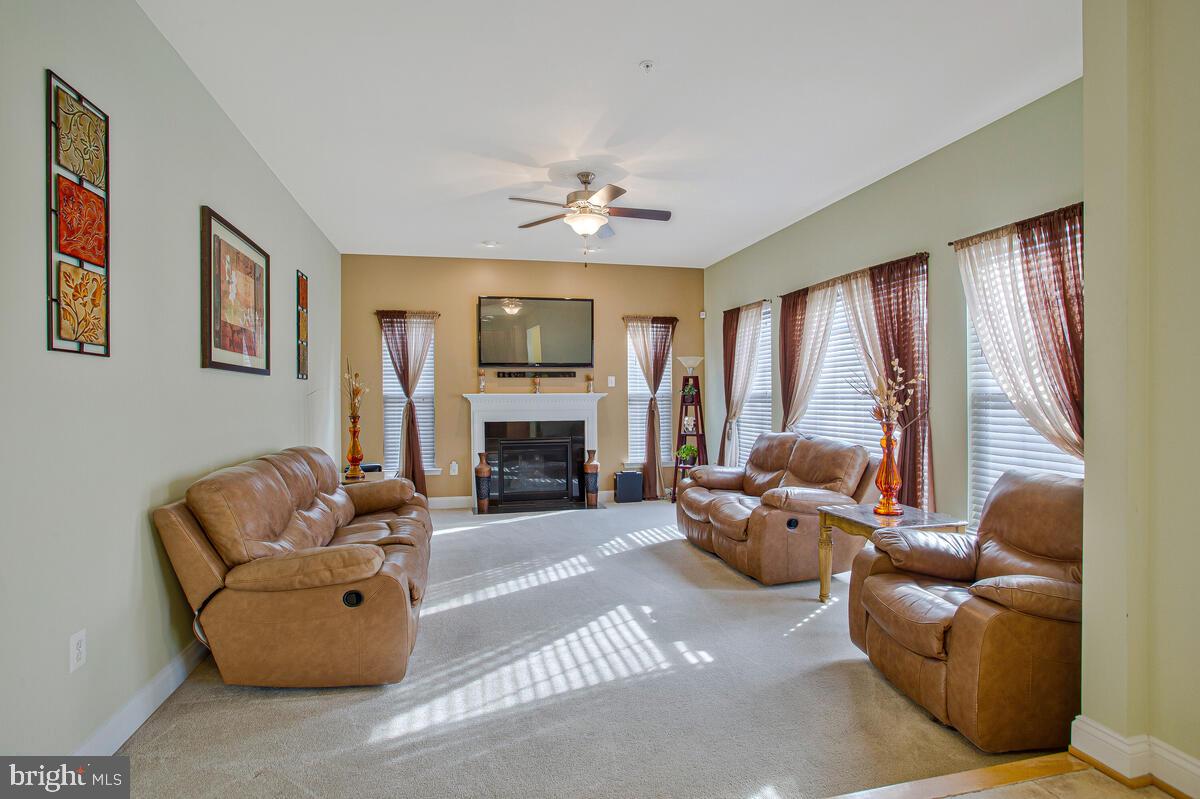 BELMONT CREST - Residential