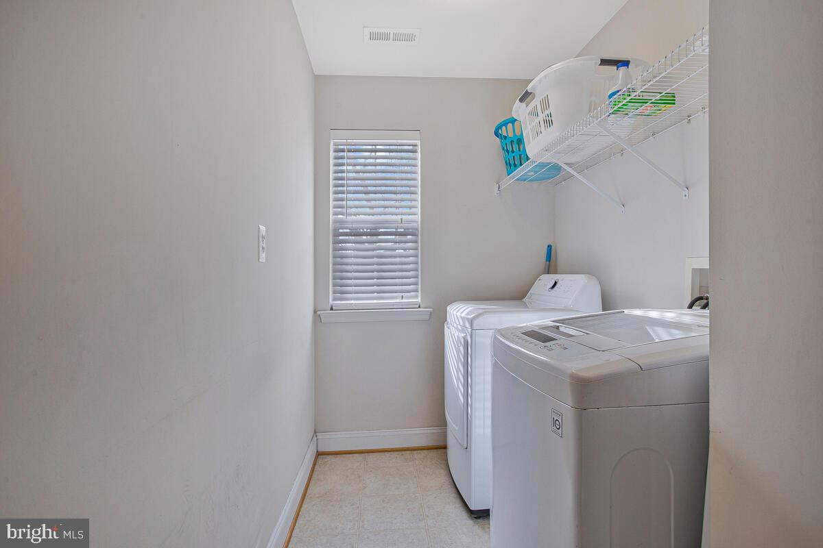 BELMONT CREST - Residential