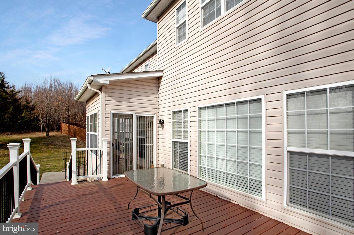 BELMONT CREST - Residential