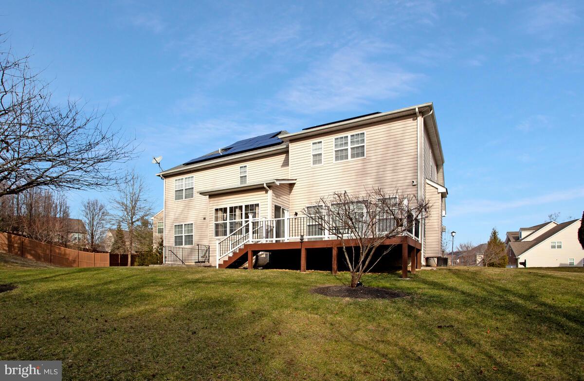 BELMONT CREST - Residential