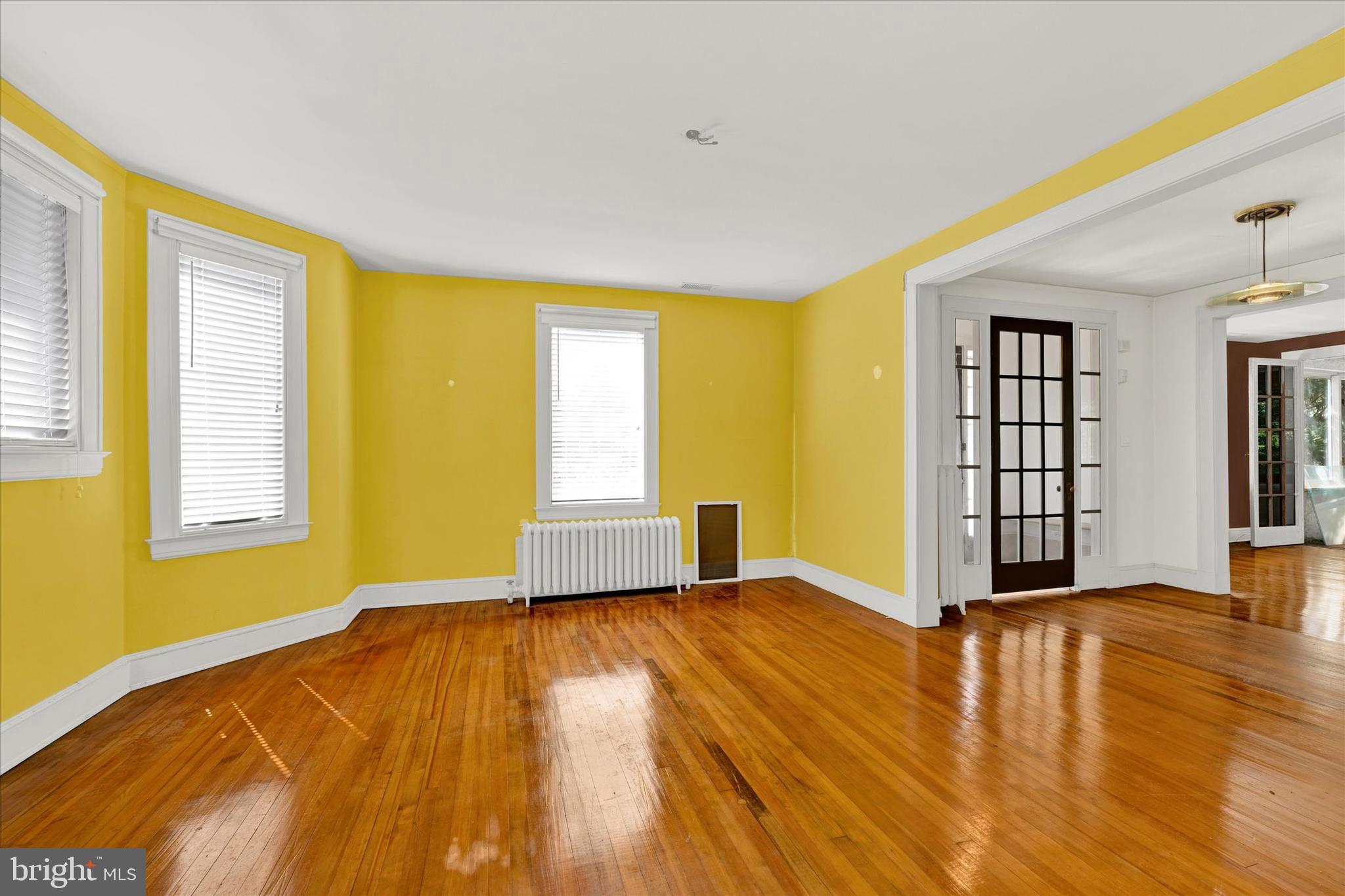 ROLAND PARK - Residential