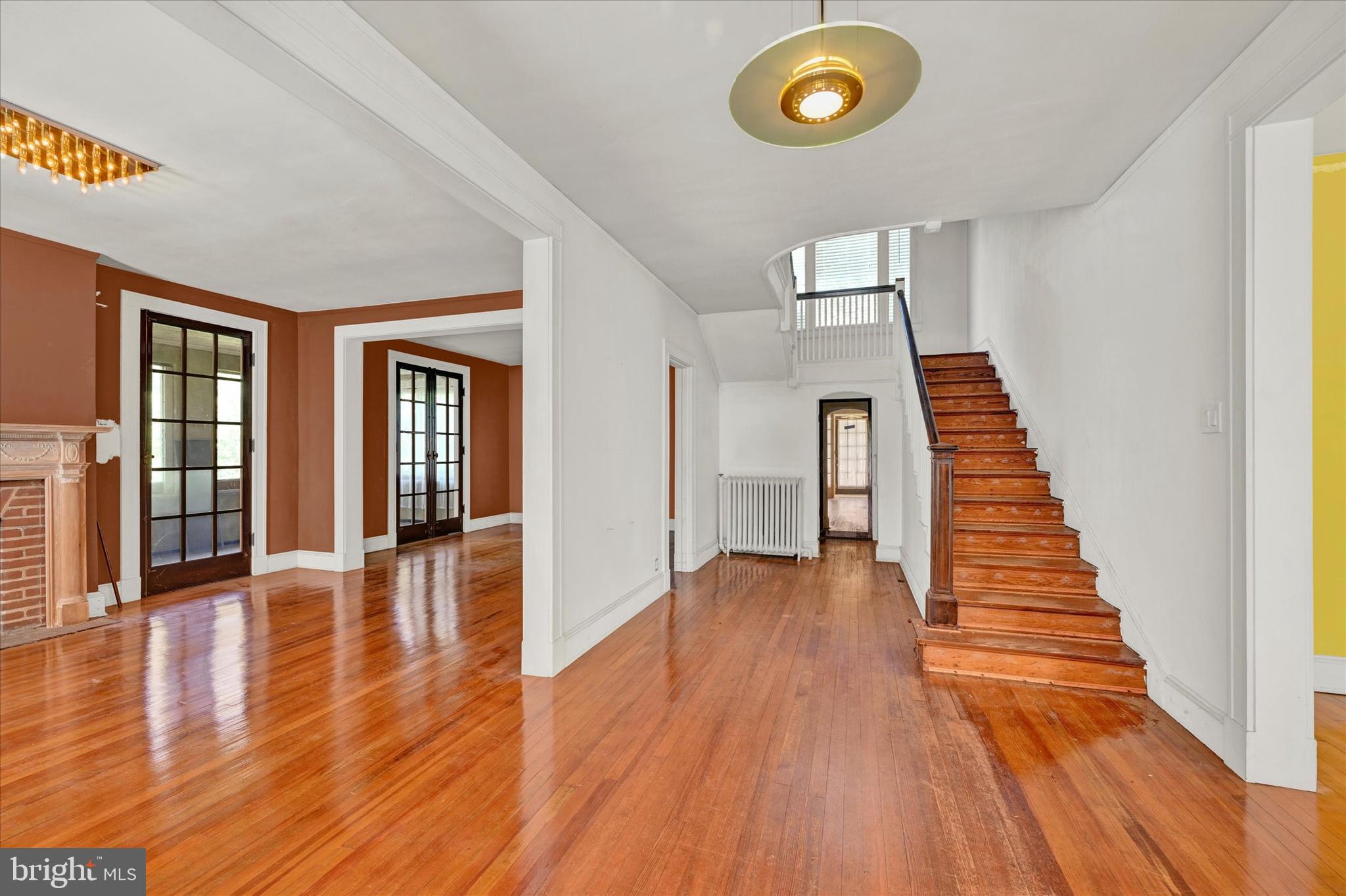 ROLAND PARK - Residential