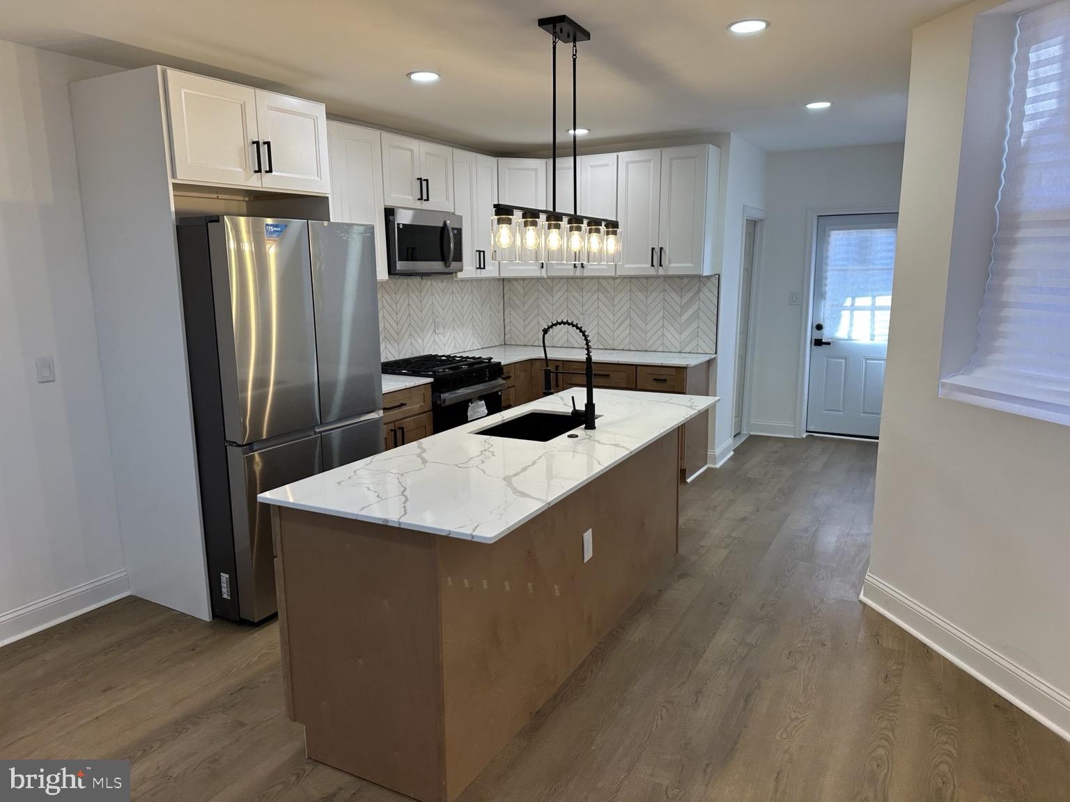 COBBS CREEK - Residential