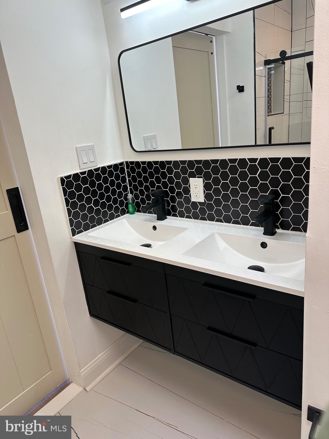 COBBS CREEK - Residential