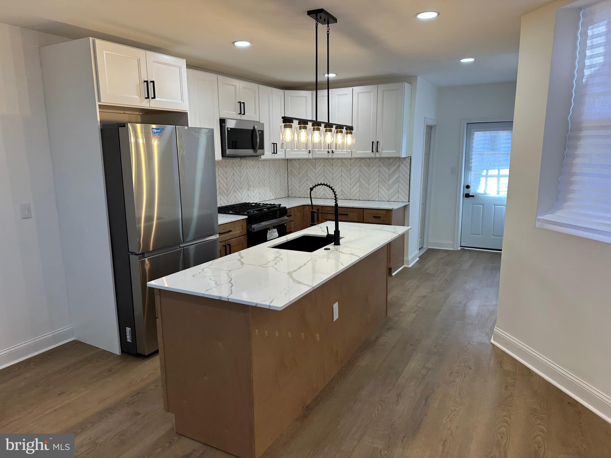 COBBS CREEK - Residential