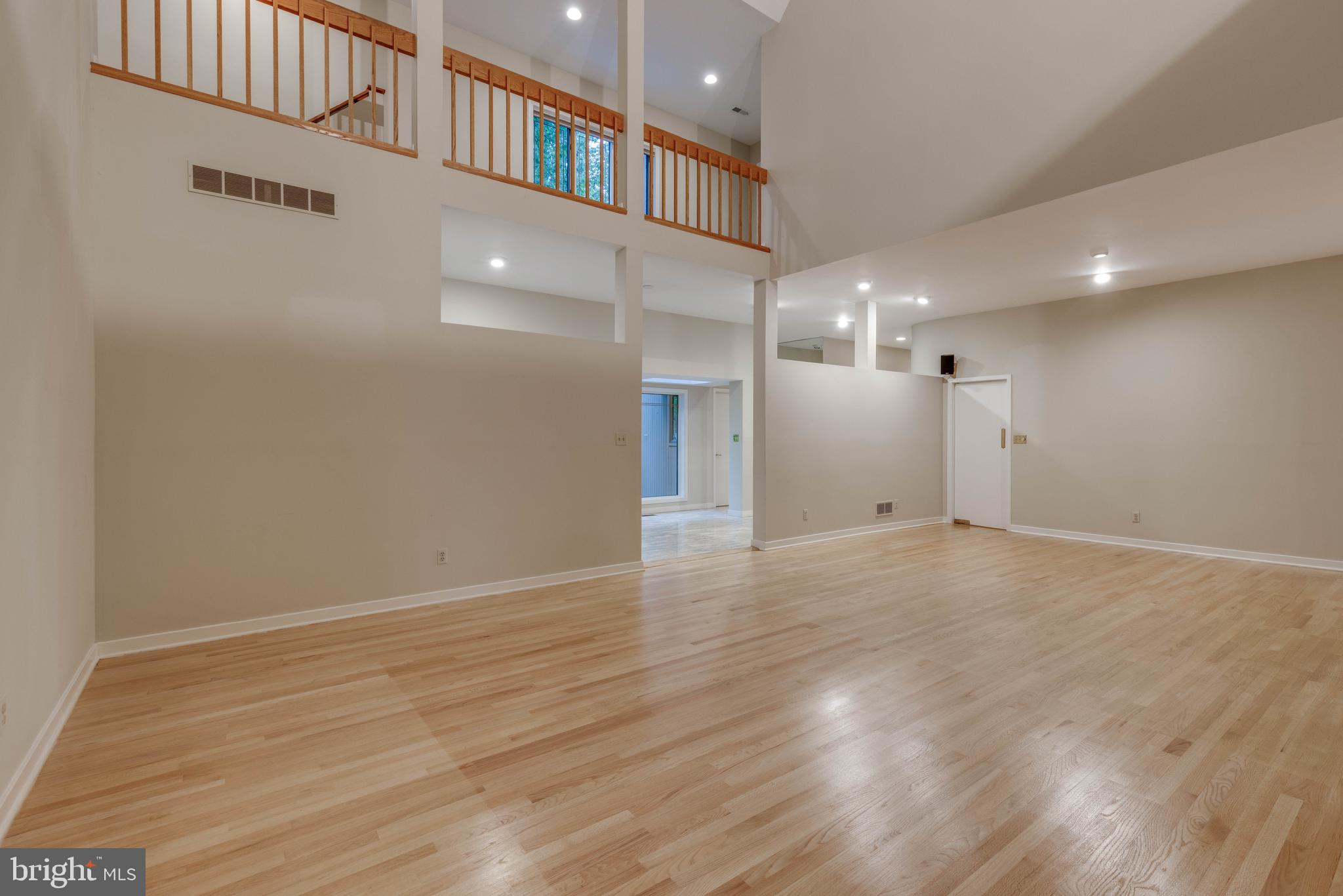 VELVET VALLEY - Residential