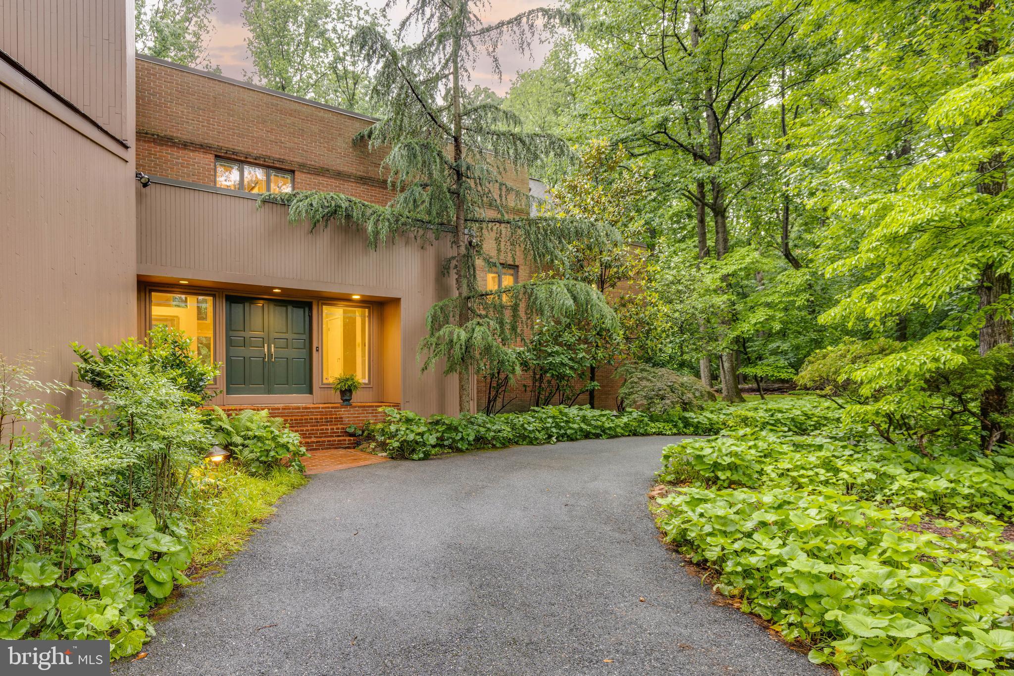 VELVET VALLEY - Residential