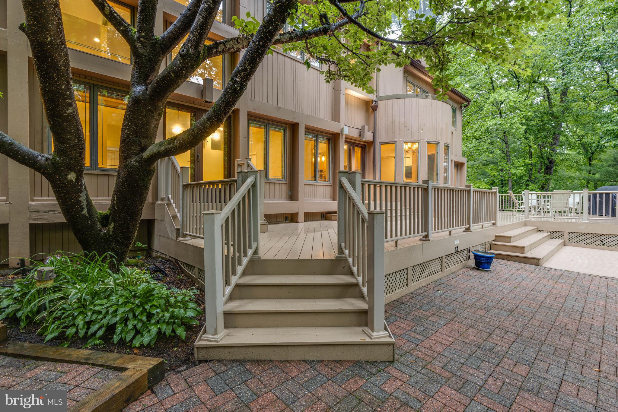 VELVET VALLEY - Residential