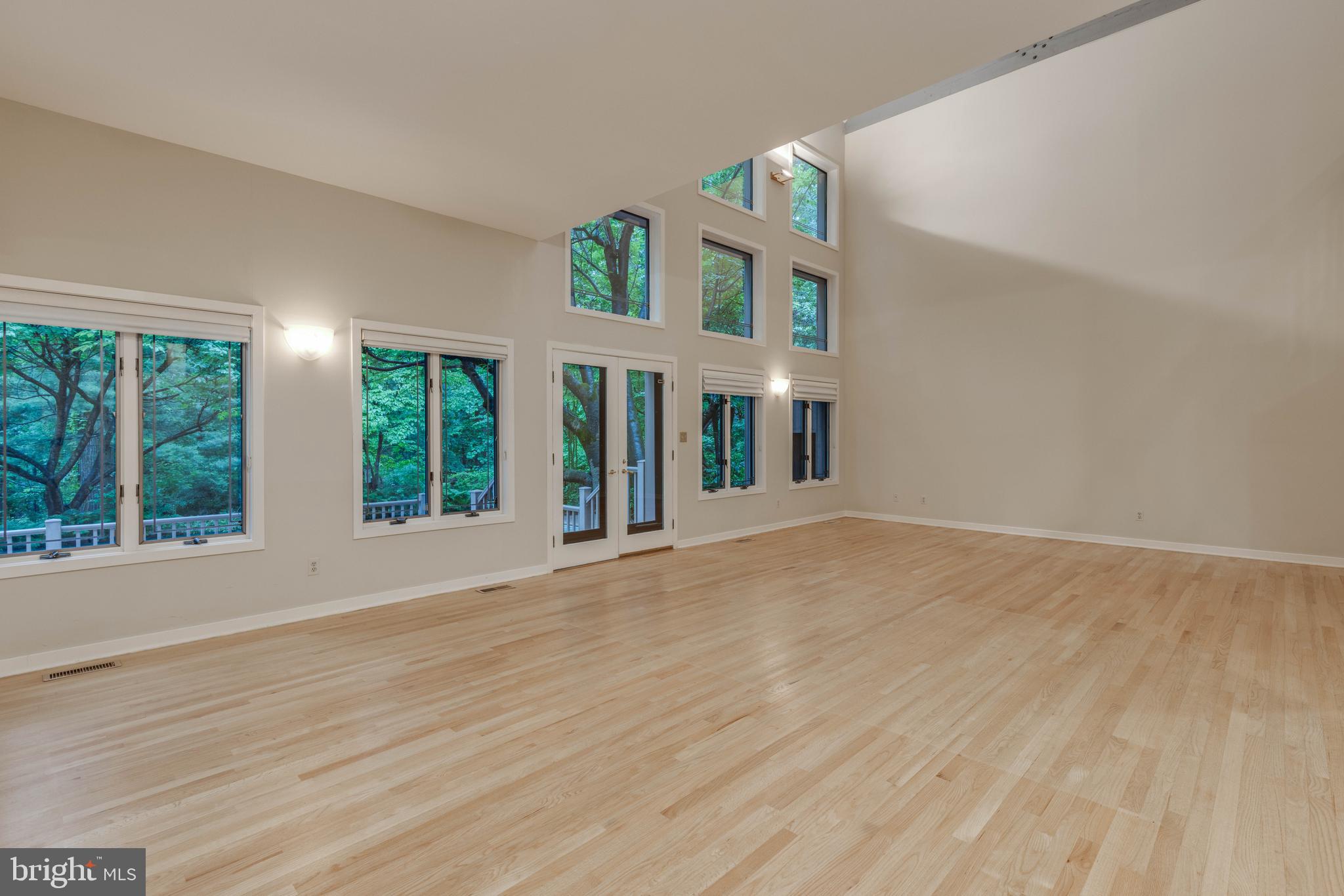 VELVET VALLEY - Residential