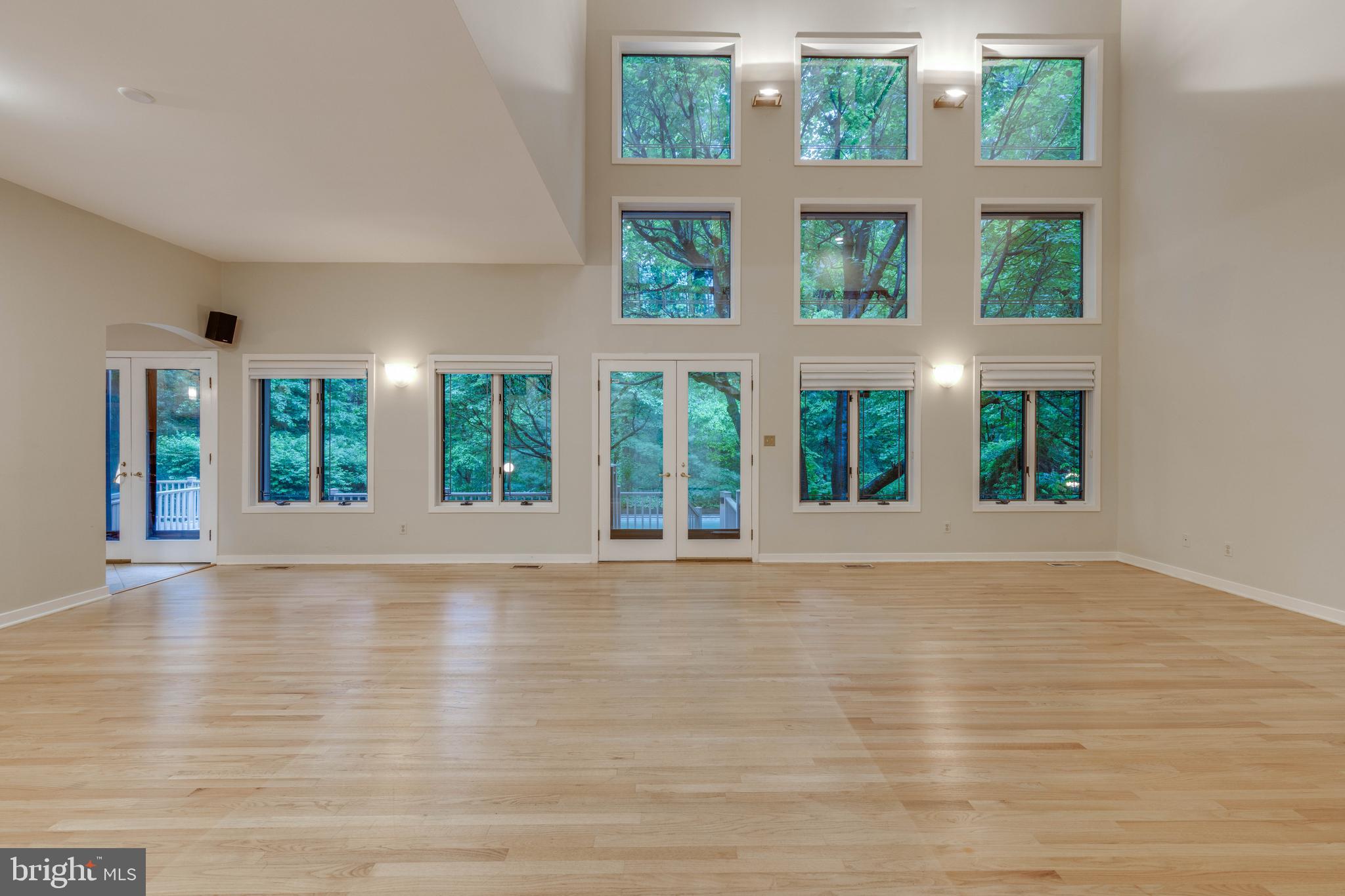 VELVET VALLEY - Residential