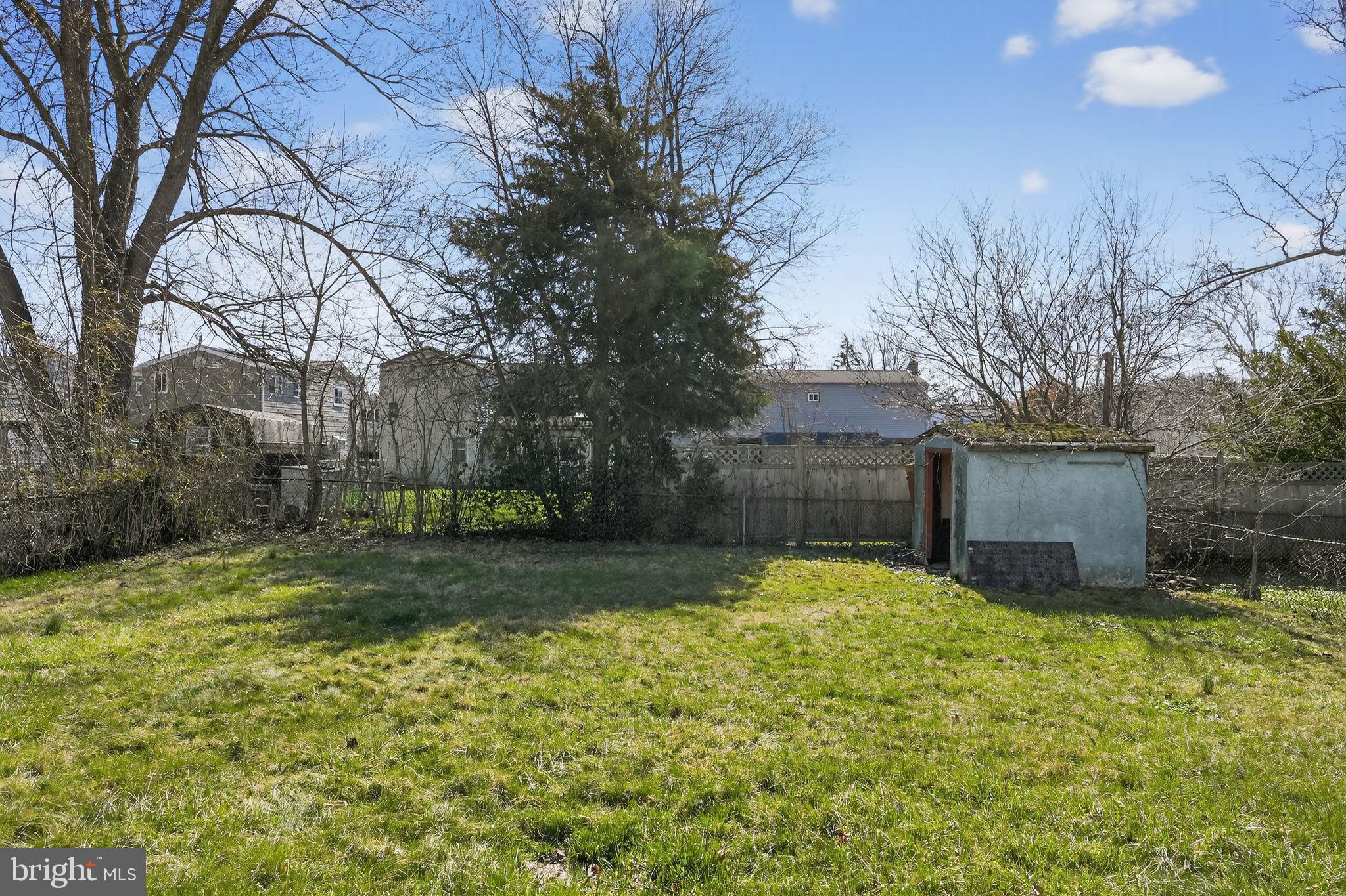 ROSLYN - Residential