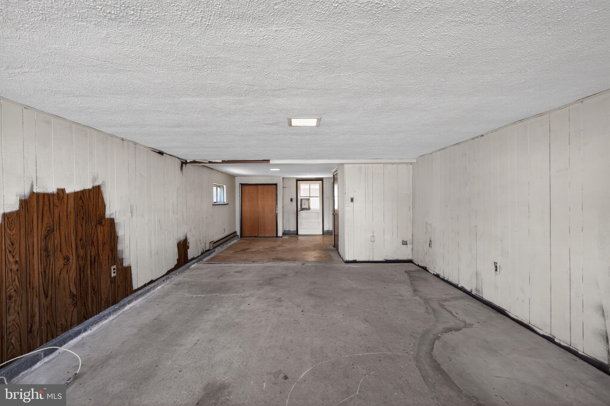 ROSLYN - Residential