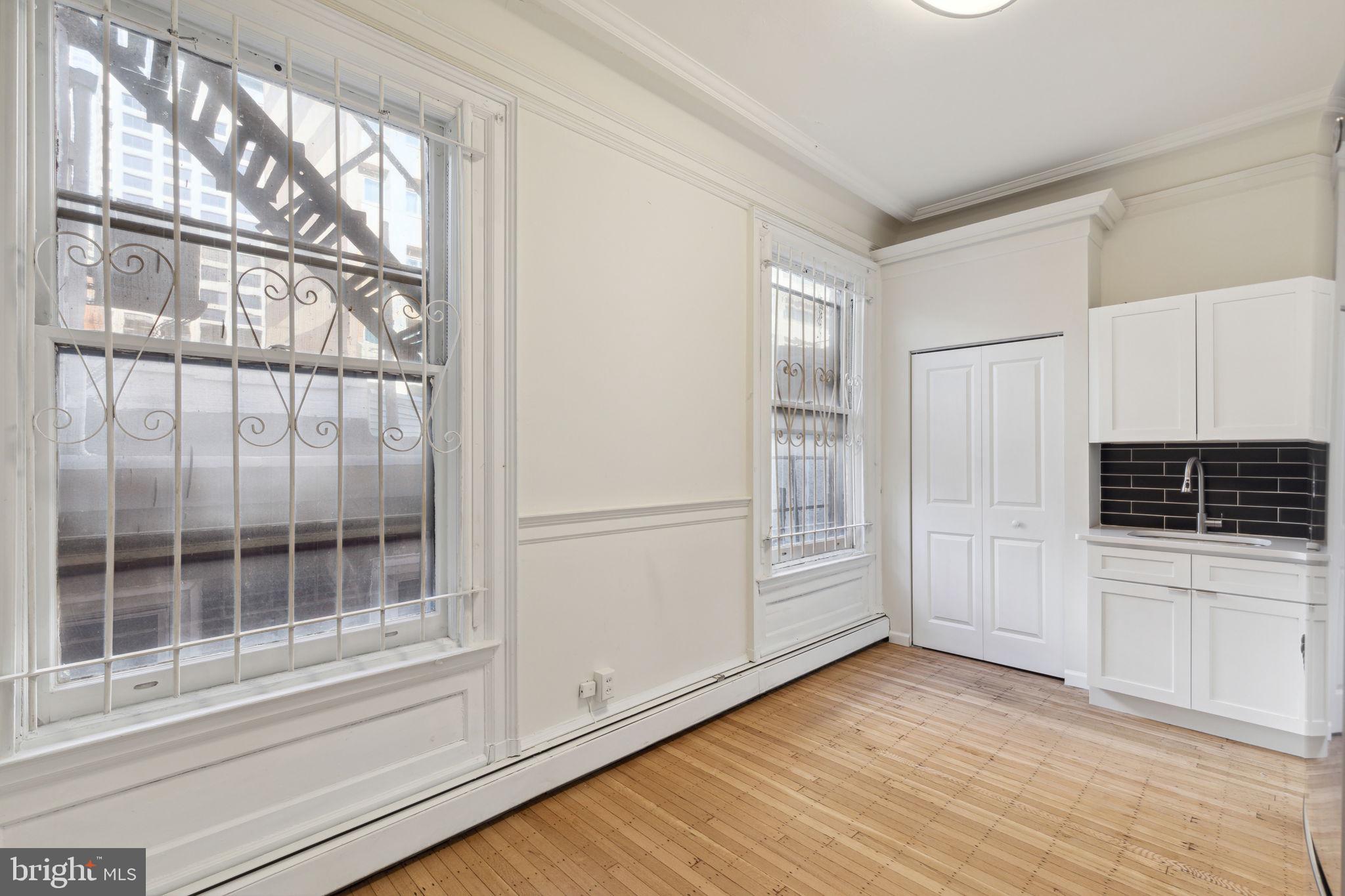 RITTENHOUSE SQUARE - Residential Lease