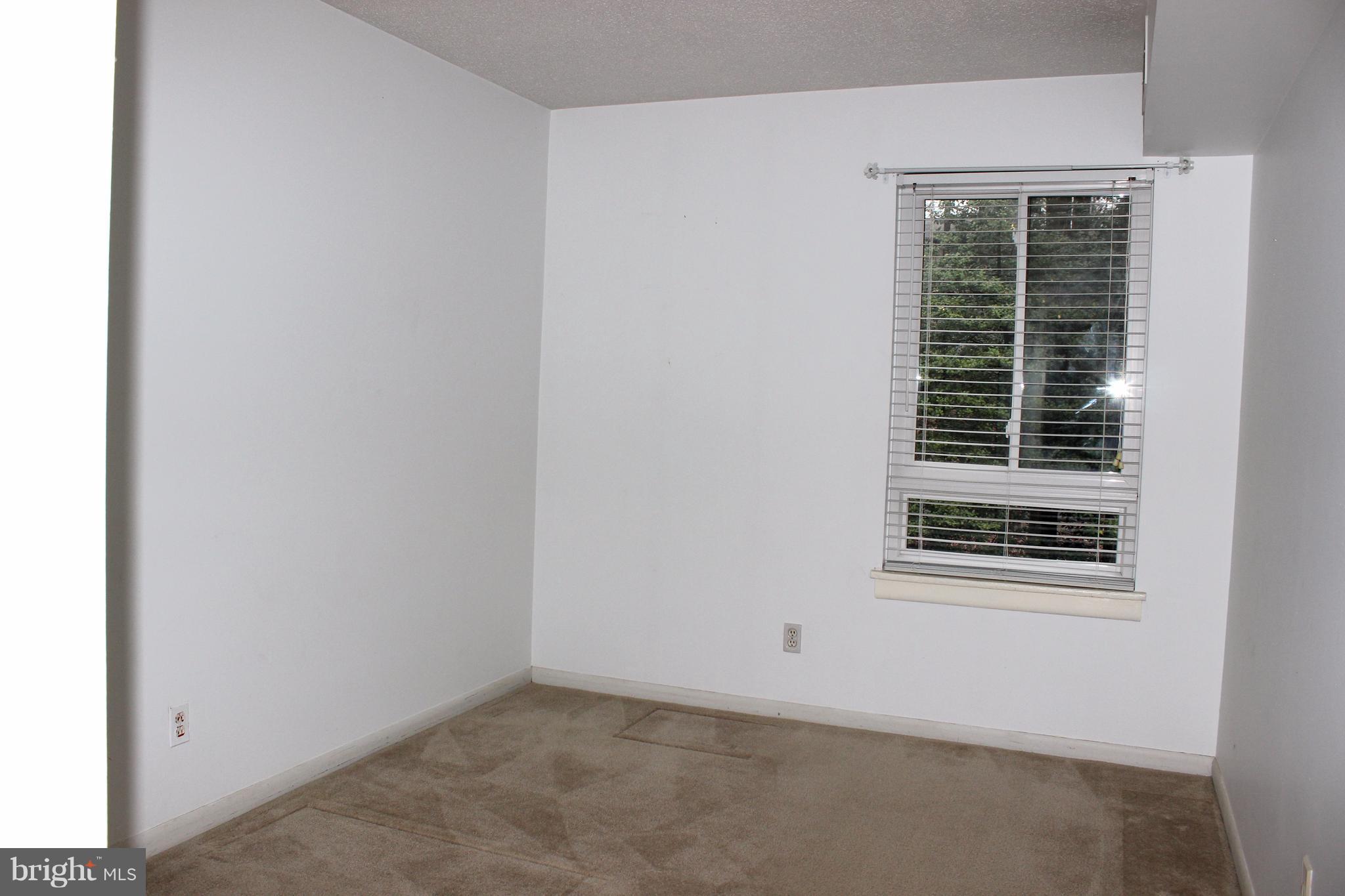 SHADOWOOD - Residential Lease