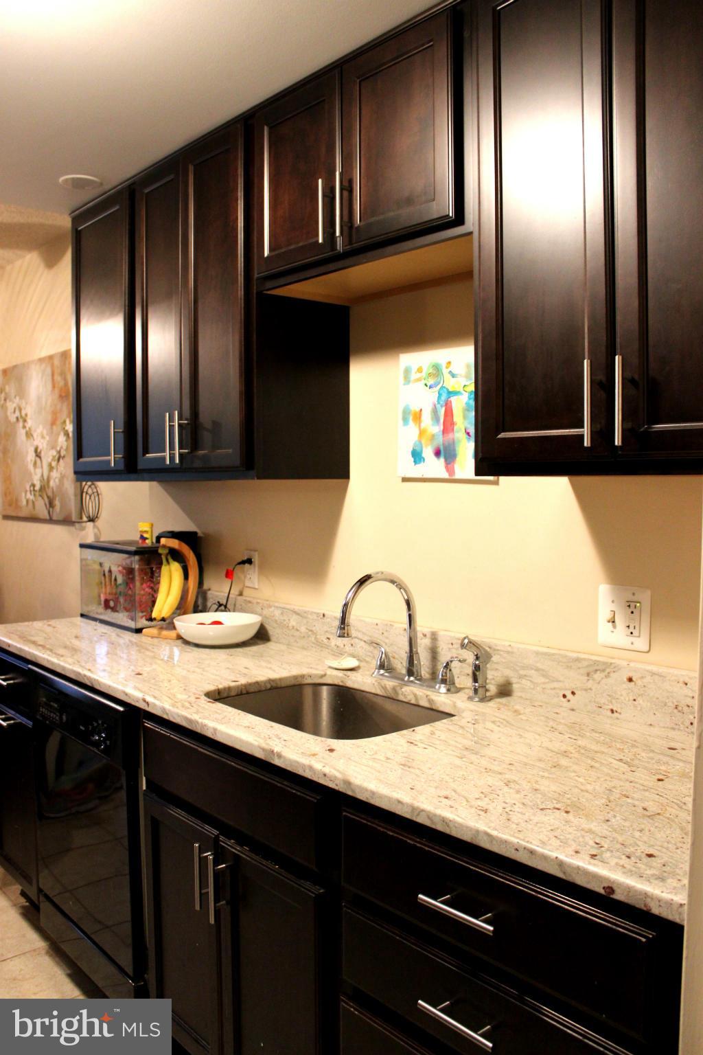 SHADOWOOD - Residential Lease