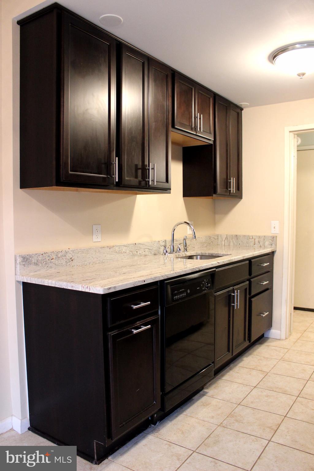 SHADOWOOD - Residential Lease